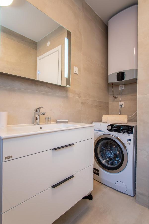Apartments Mandre I Екстериор снимка