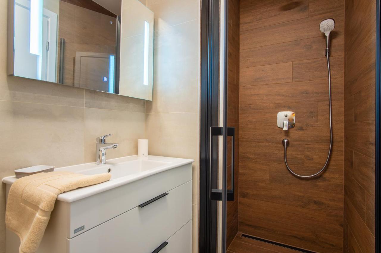 Apartments Mandre I Екстериор снимка