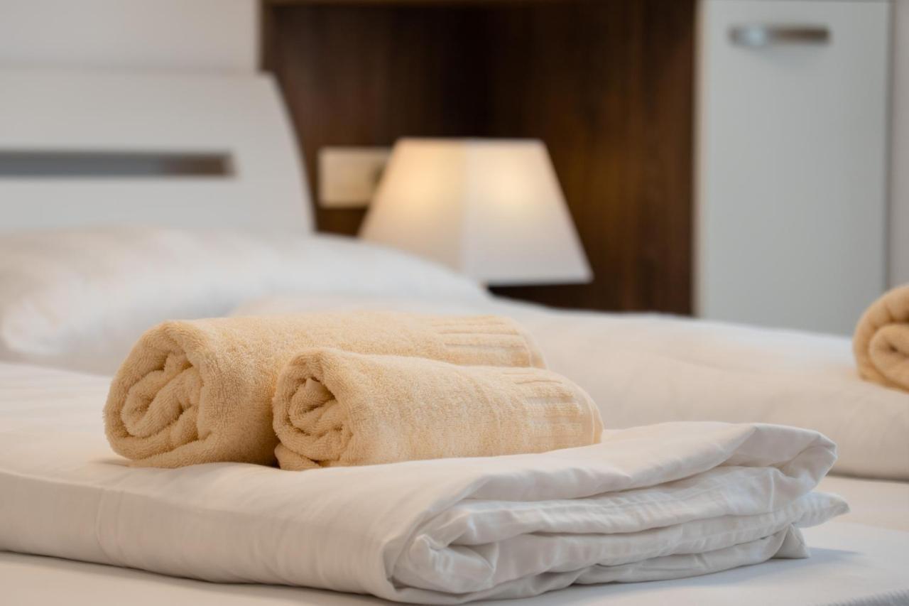 Apartments Mandre I Екстериор снимка